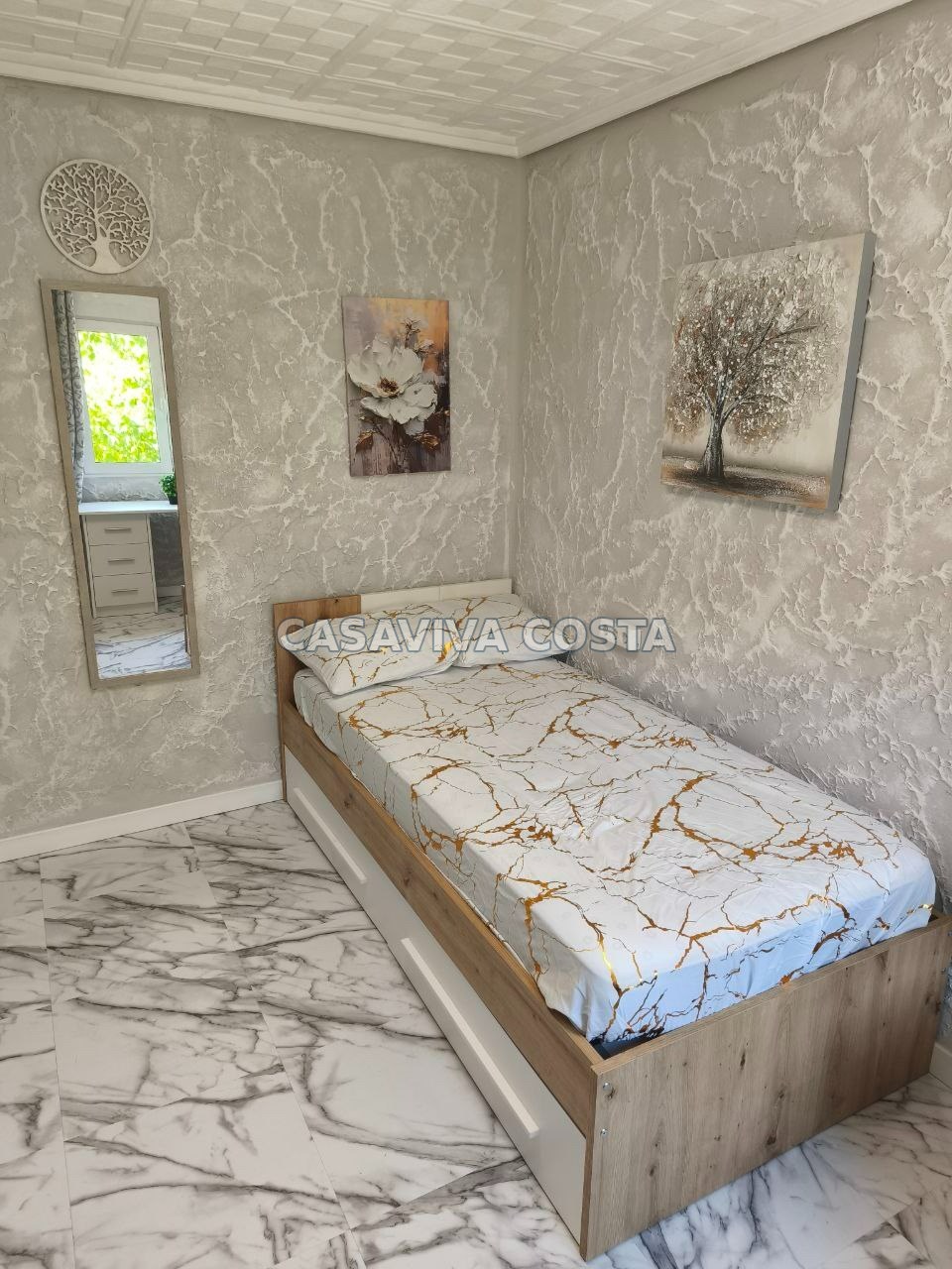 Investitionswohnung mit 5 Schlafzimmern in Xirivella, Valencia Foto 12