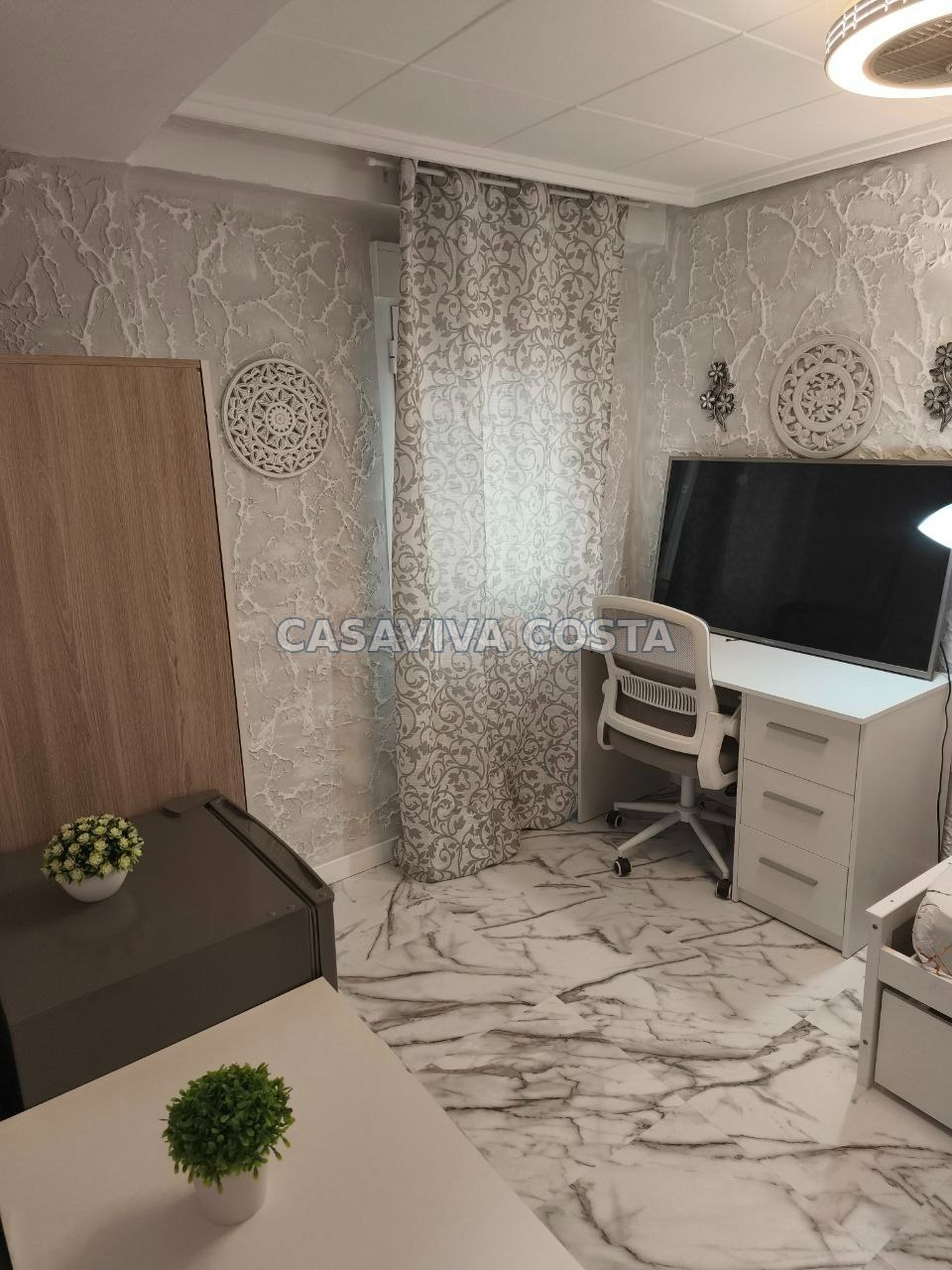Investitionswohnung mit 5 Schlafzimmern in Xirivella, Valencia Foto 10