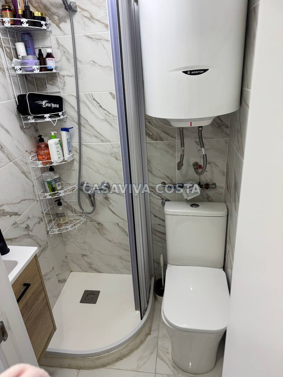 Investitionswohnung mit 5 Schlafzimmern in Xirivella, Valencia foto 6