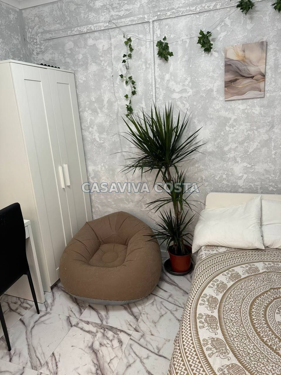 Investitionswohnung mit 5 Schlafzimmern in Mislata, Valencia foto 4
